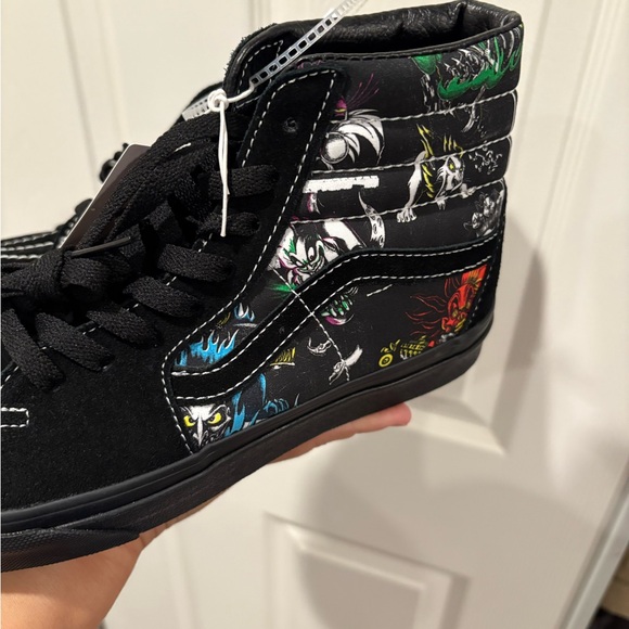 Vans x Disney Villains Sk8-Hi Shoes Men’s Size 6.5 Women’s Size 8 NWT - Picture 7 of 12